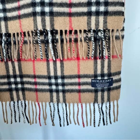 Burberry muffler scarf 💯 Cashmere 60” - Picture 3 of 6
